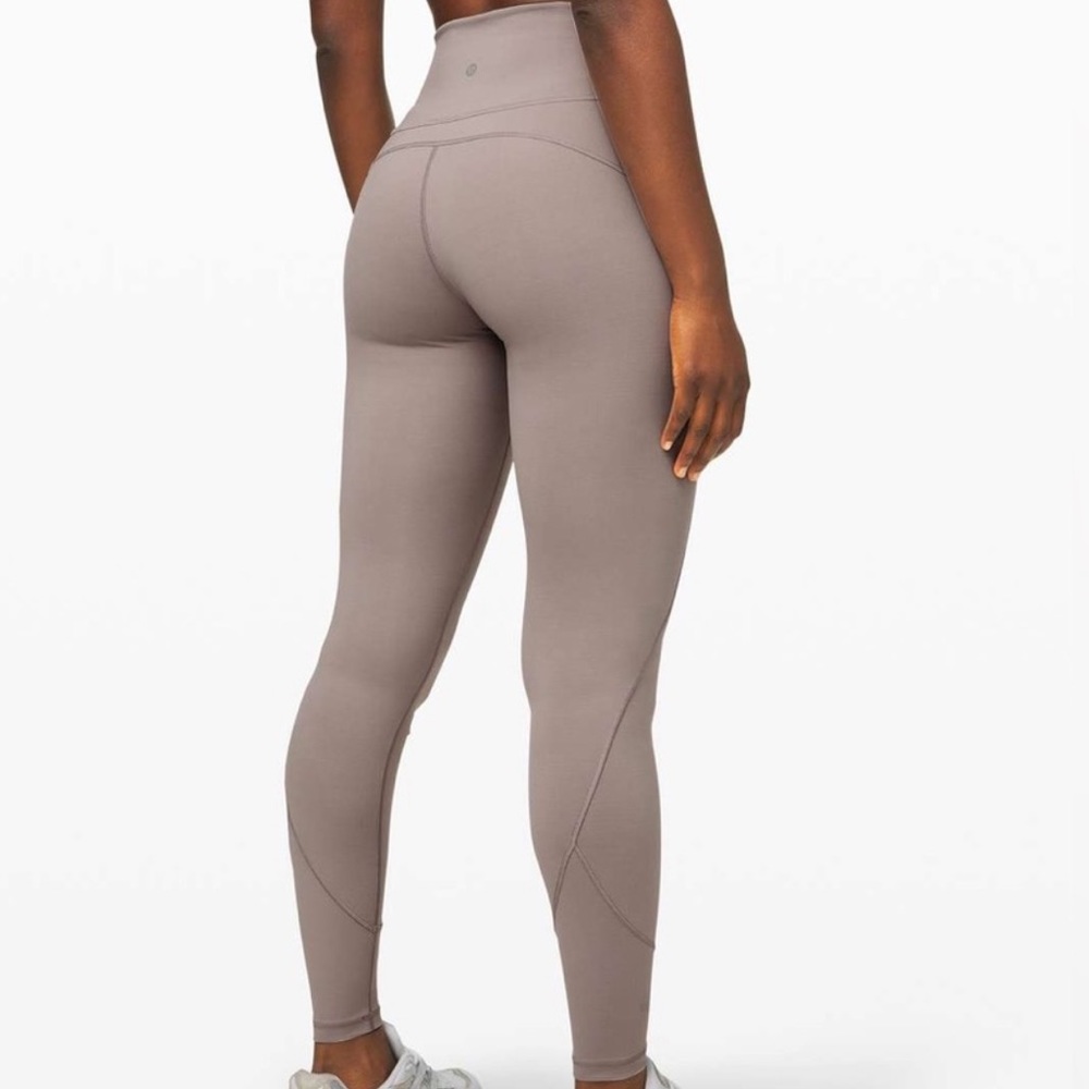 Lululemon In Movement Tight 25” *Everlux